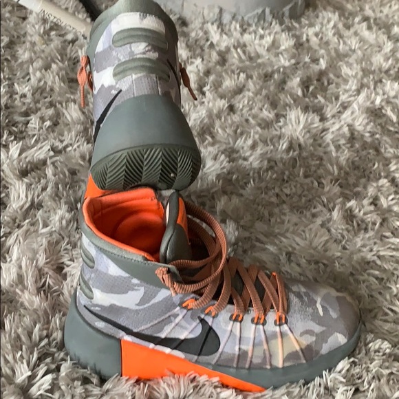 Nike Hyperdunk2015 - Picture 2 of 2